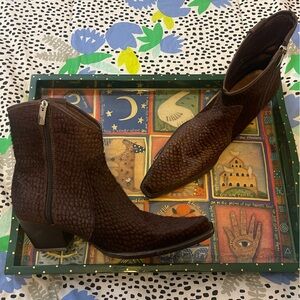 Rockwell Tharp hand made craftsman quality cowboy western boots. Festival boho